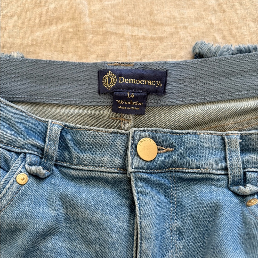 Democracy Blue Flare & Wide Leg Jeans - Picture 4 of 4